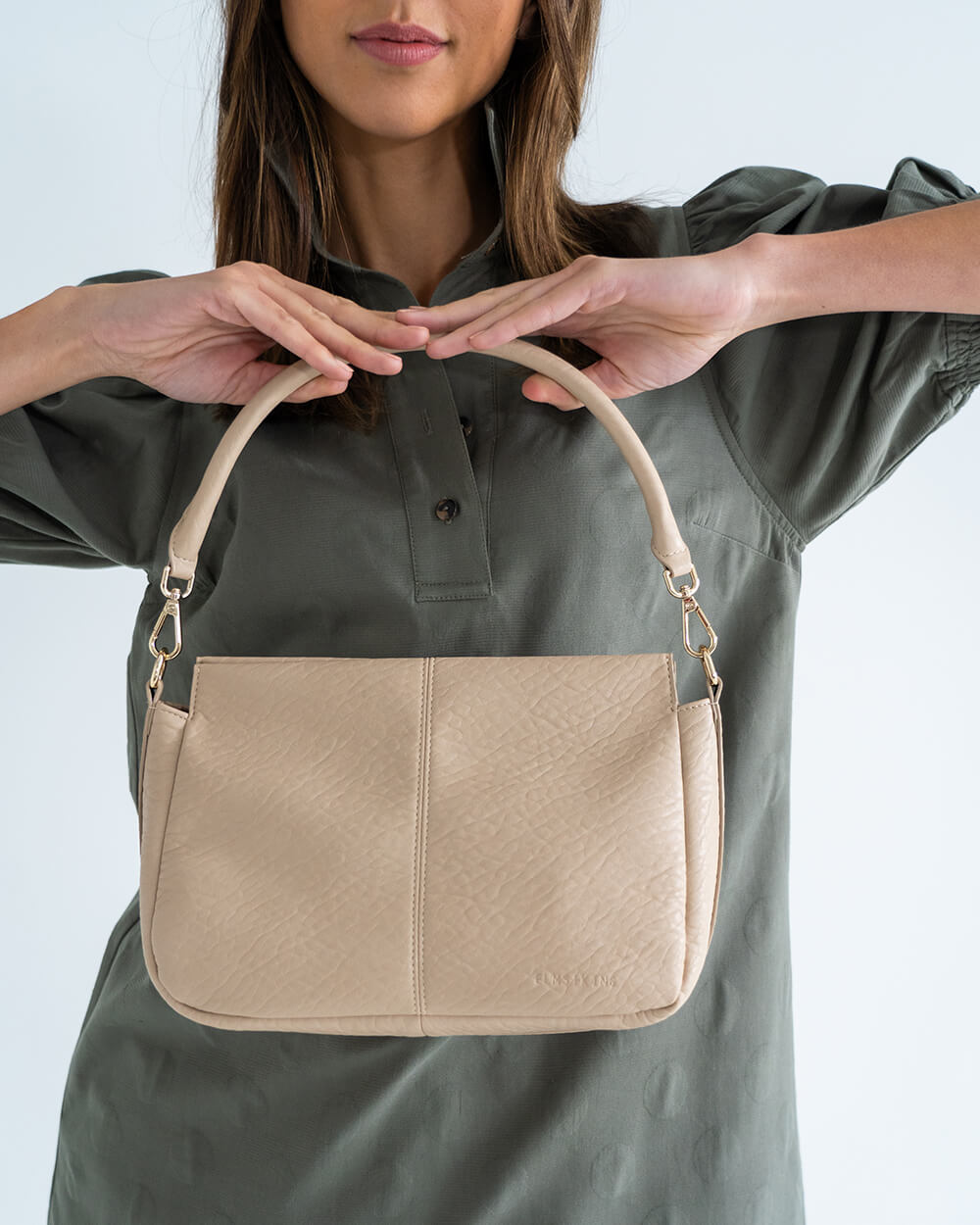 Amherst Shoulder Bag - Oyster