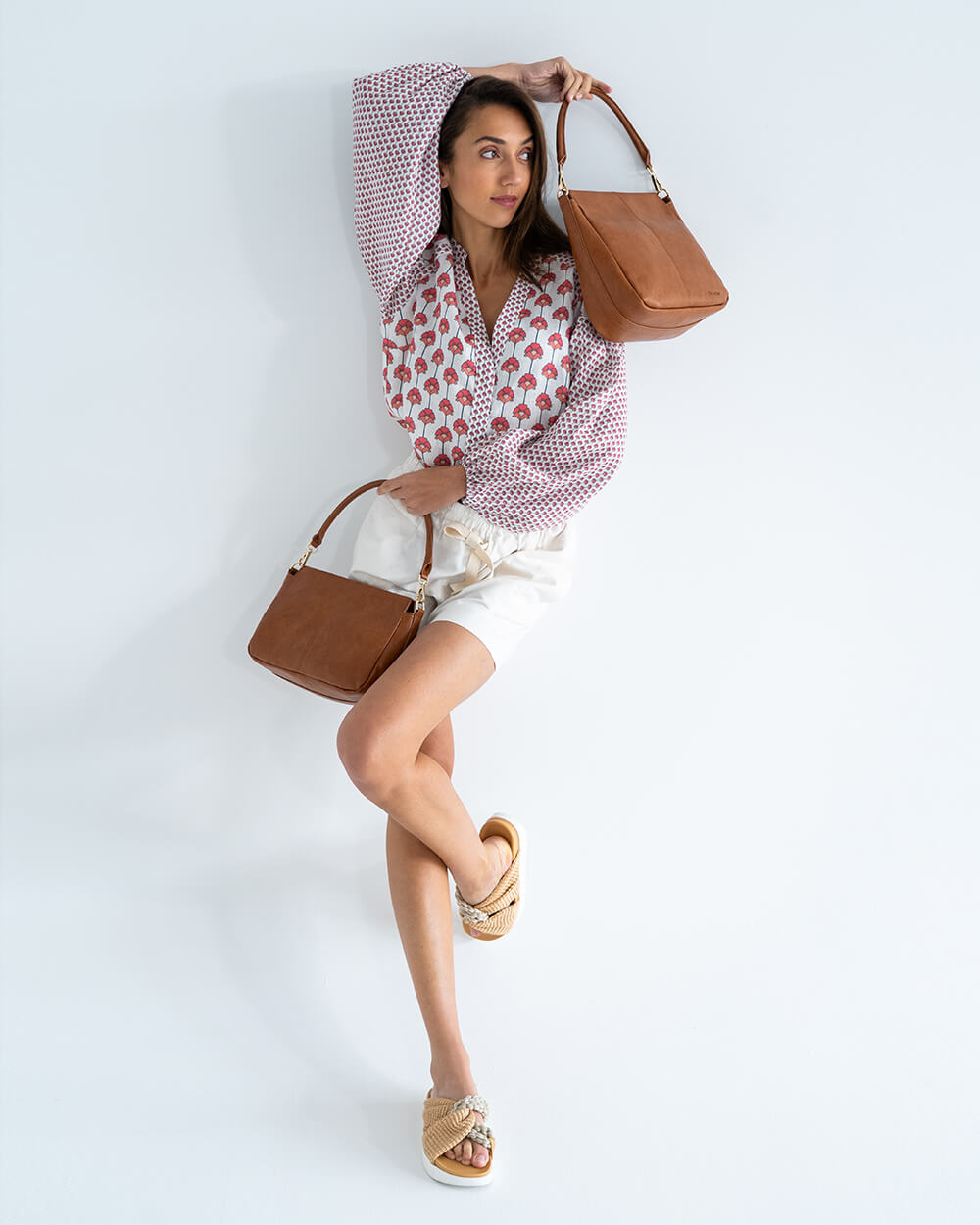 Amherst Shoulder Bag - Tan Pebble